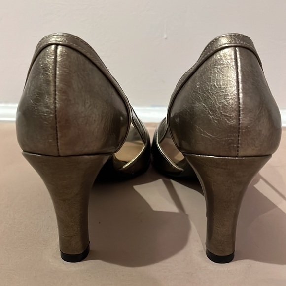 Antique Gold 3” Heels - Picture 3 of 8